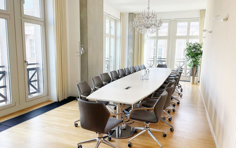 10 Unter Den Linden, Berlin Image 1