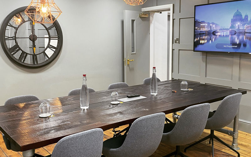 12 -14 Shaw's Road, Altrincham Image 3