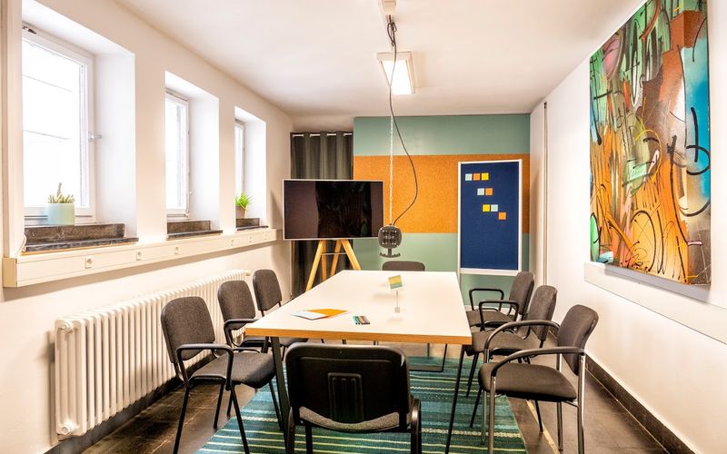 Emil-maier-strasse 16, Heidelberg, 2 DESKS Emil-maier-strasse 16, Heidelberg Image 1