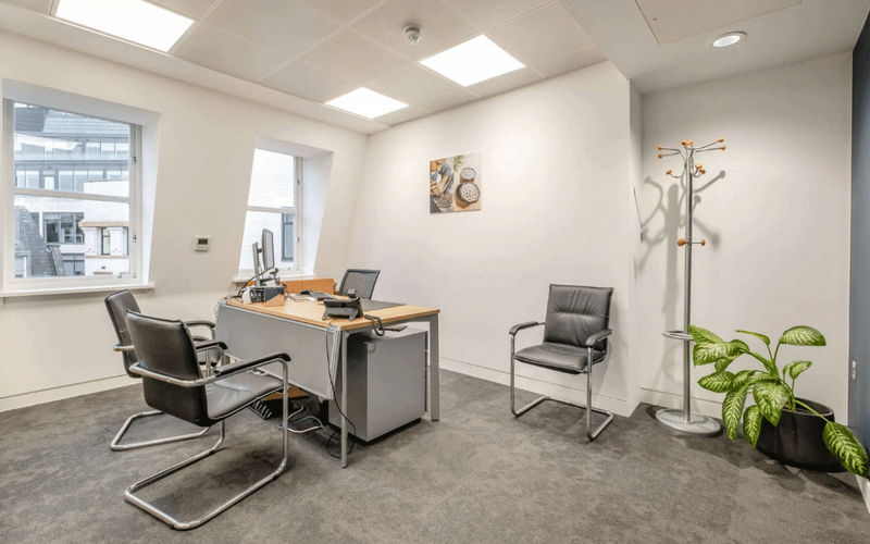 72 King William Street, London, 18 DESKS 72 King William Street, London Image 1