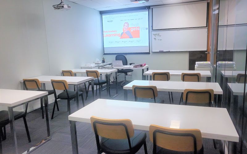 687 Whitehorse Road, Mont Albert Image 3