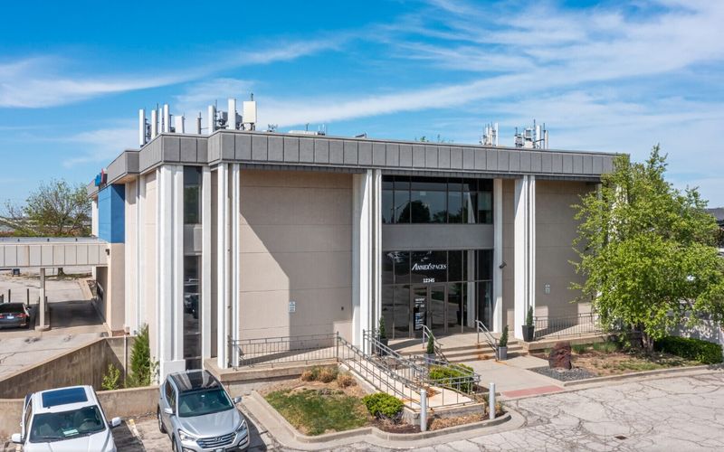 12345 W 95th Street, Lenexa Image 6