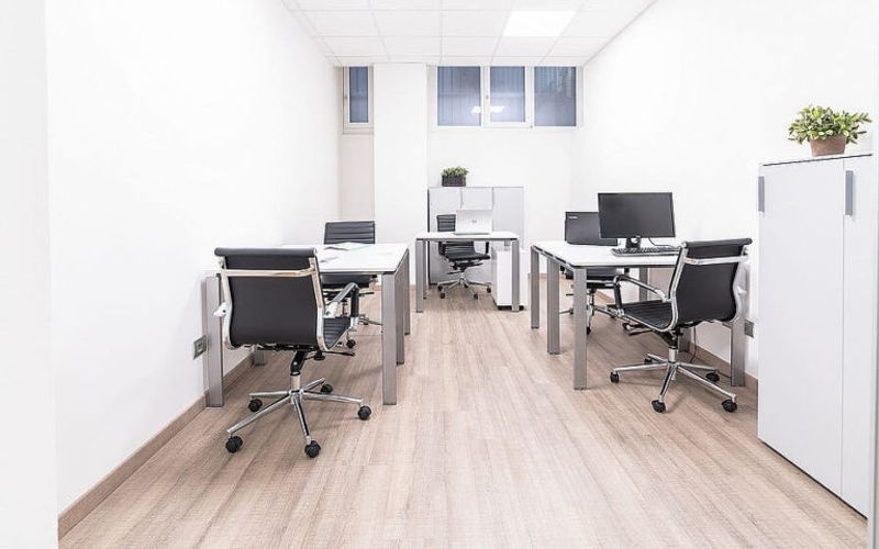 Via Jacopo Dal Verme 7, Milano Image 1