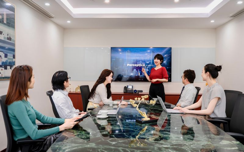 33 Hua Yuan Shi Qiao Road, Shanghai Image 3