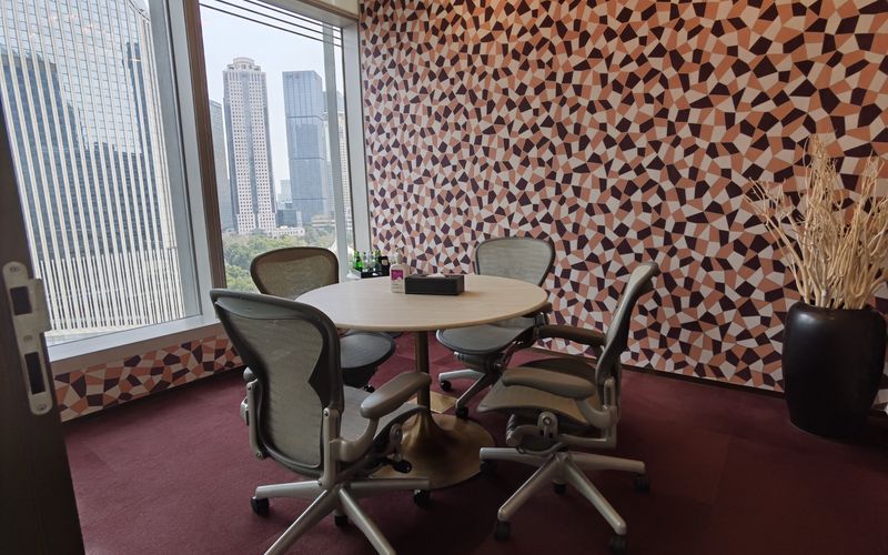 8 Century Avenue, Pudong Image 2