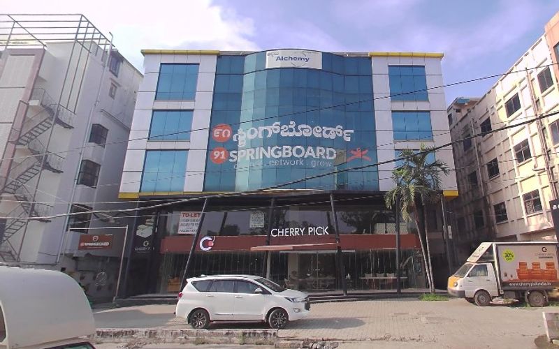 80 Feet Rd Koramangala 8th Block, Bengaluru Image 1