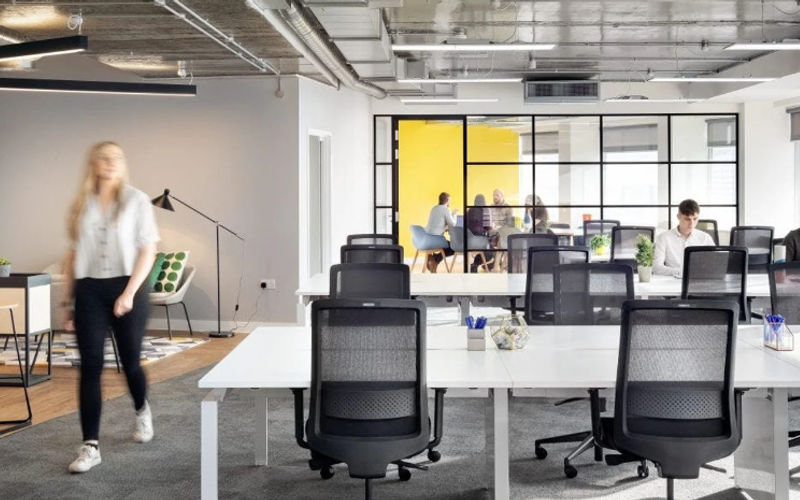 Suffolk Street, Queensway Image 6