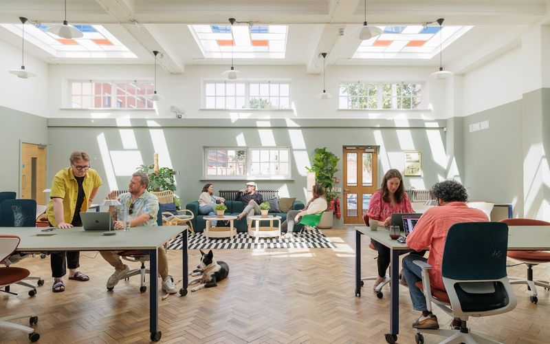 Queen Victoria Road, High Wycombe Image 1