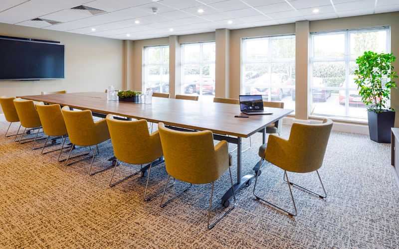 Holyrood Close, Poole Image 2