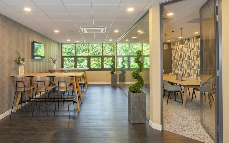 8 Barnes Wallis Road, Hampshire Image 5