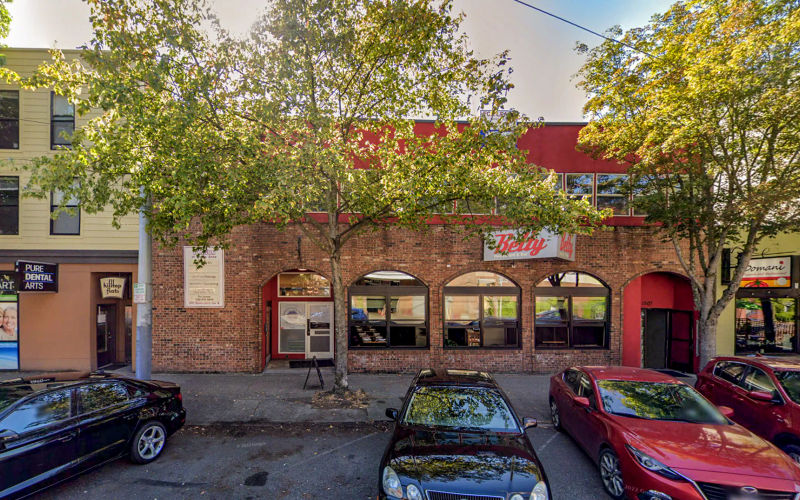 1507 Queen Anne Ave N, Seattle Image 2