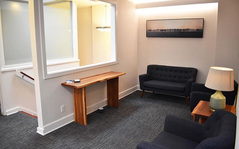 1507 Queen Anne Ave N, Seattle Image 3