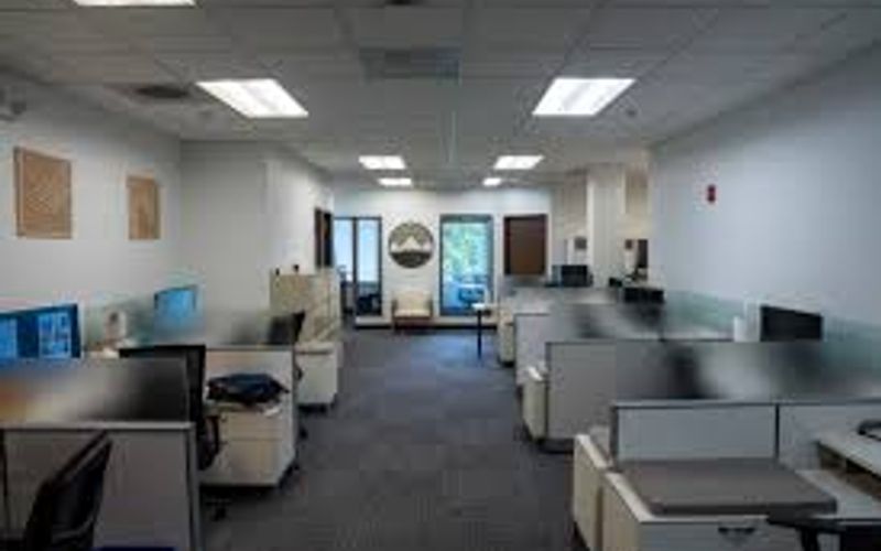 600 N Mountain Ave, Upland, 10 DESKS 600 N Mountain Ave, Upland Image 1