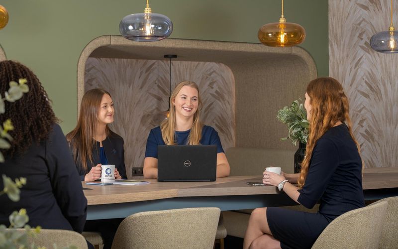 100 Berkshire Place, Winnersh Image 8