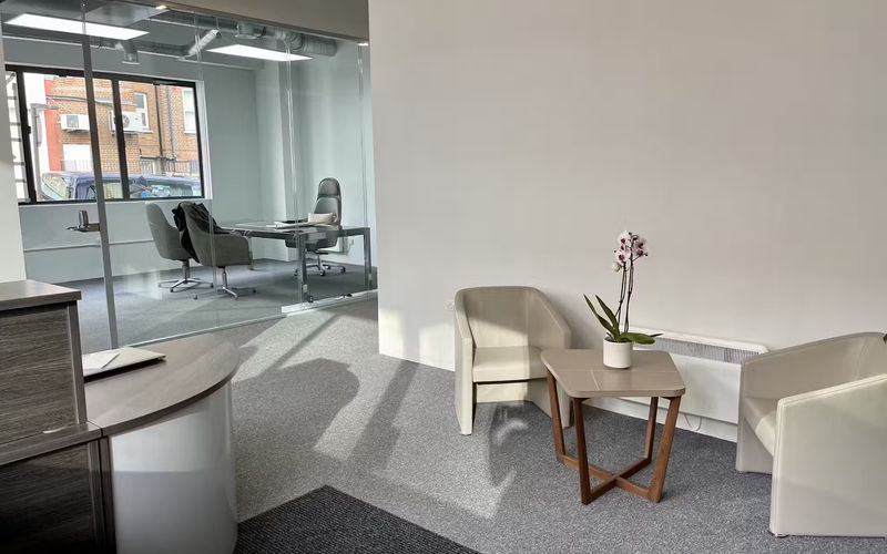 708 A High Road, Greater London Image 4