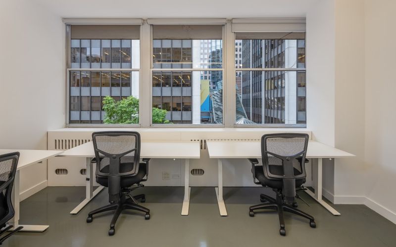717 West Pender St, Vancouver, 4 DESKS 717 West Pender St, Vancouver Image 1