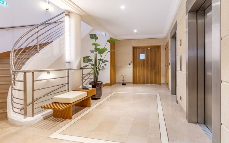 50 Rue Taitbout, Paris Image 1