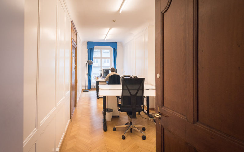 28 Spitalgasse, Bern, 3 DESKS 28 Spitalgasse, Bern Image 1