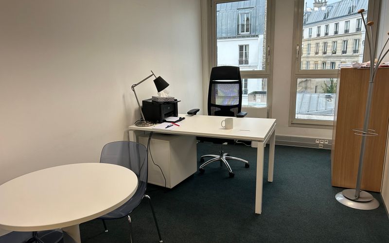 20/22 Rue Des Petits Hôtels, Paris Image 8