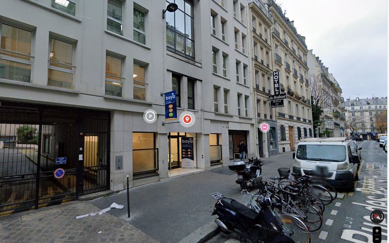 20/22 Rue Des Petits Hôtels, Paris Image 12