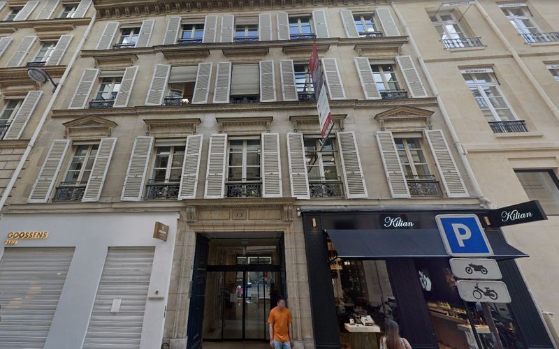 20 Rue Cambon, Paris Image 9