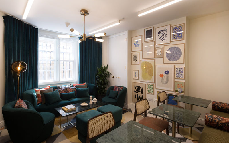 162 Buckingham Palace Road, Greater London Image 5