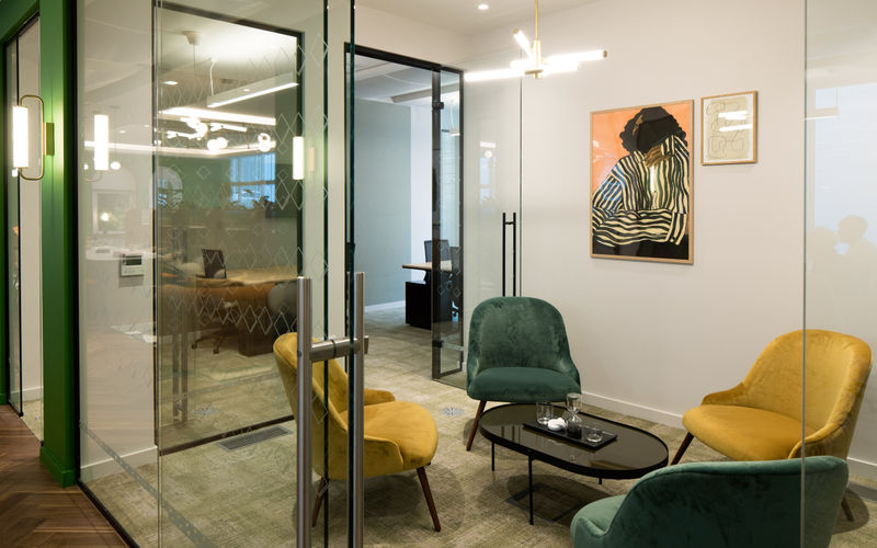 50 Grosvenor Hill, London Image 4