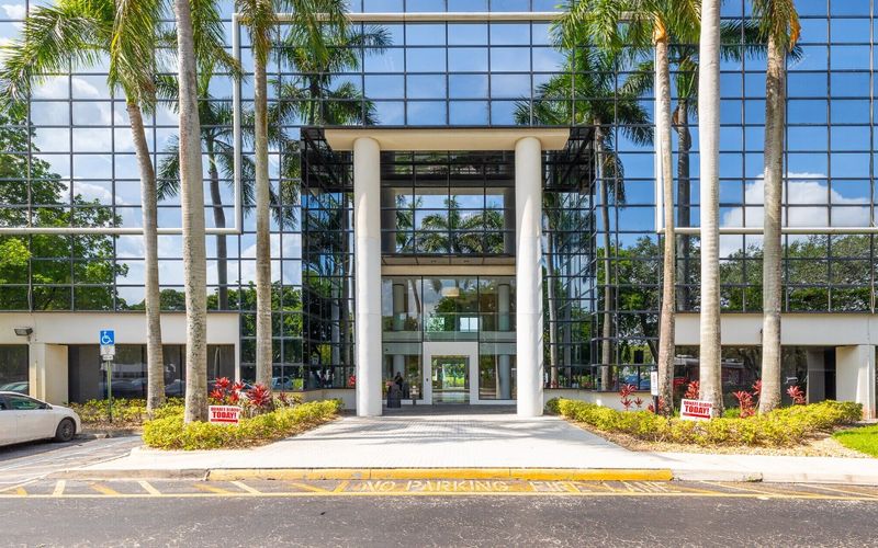 6301 Nw 5th Way, Fort Lauderdale Image 4