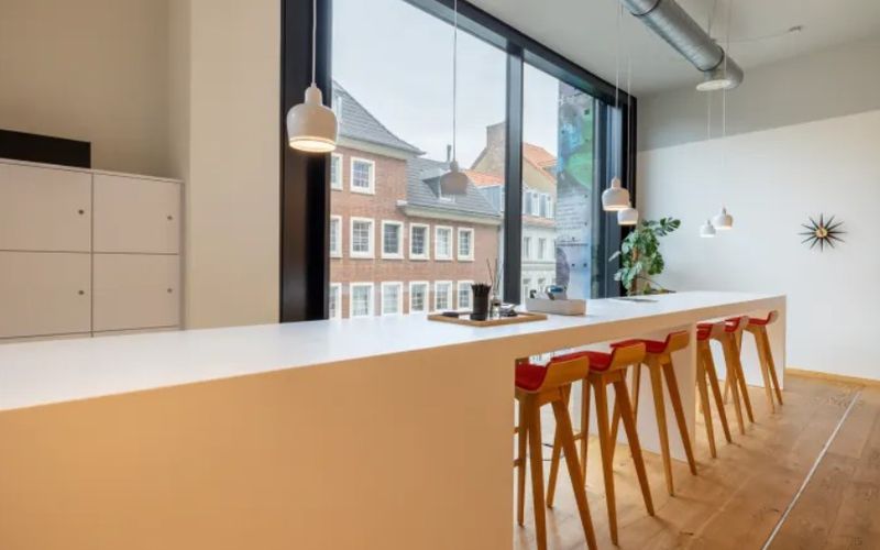 166 Apgujeong-ro, Seoul Image 1