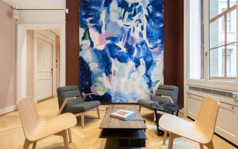 10611 98 Avenue, Edmonton Image 4