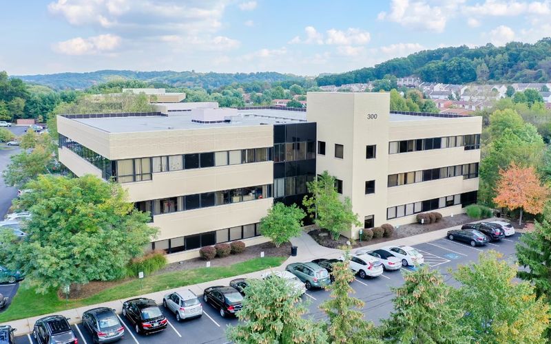 300 Northpointe Cir, Seven Fields Image 10