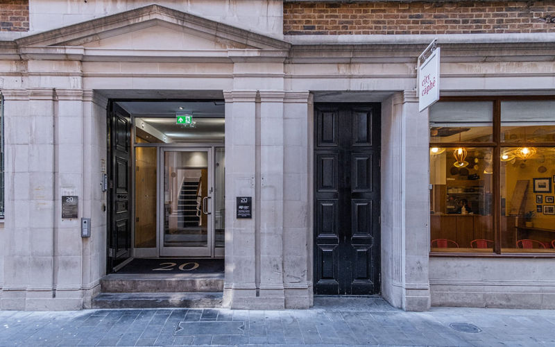 20 Ironmonger Lane, London City Image 7
