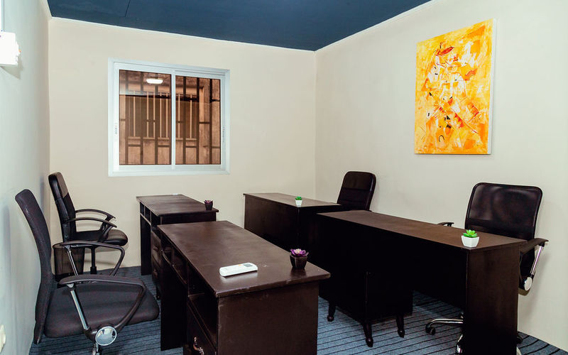 1280 Rue De Deido-bonanjo  Deido, Douala Image 2