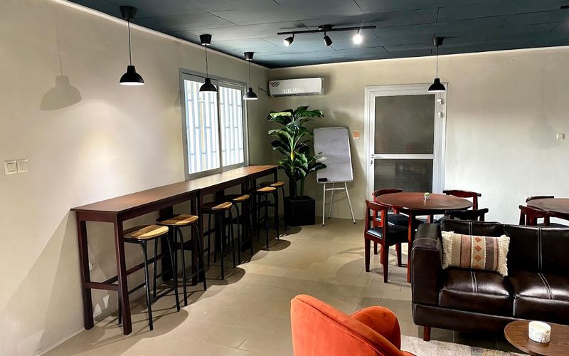 1280 Rue De Deido-bonanjo  Deido, Douala Image 8