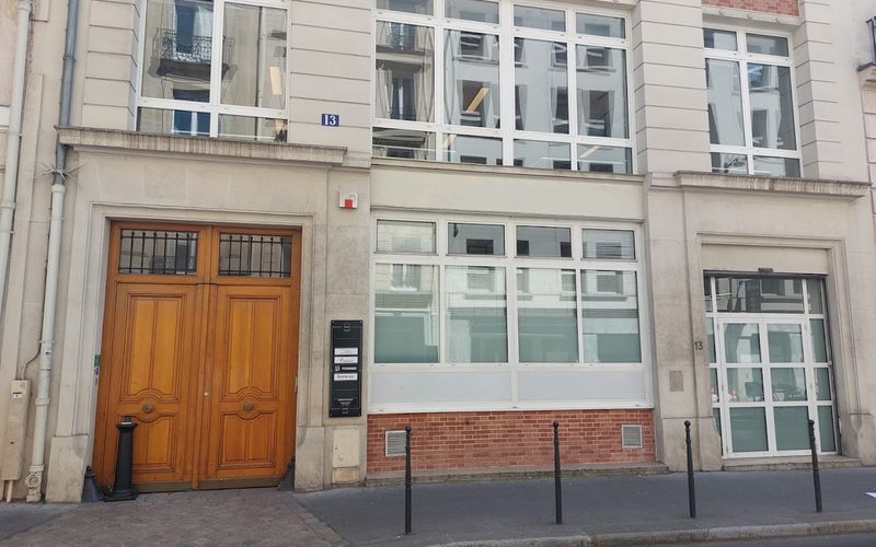 13 Rue Des Petits Hôtels, Paris Image 10