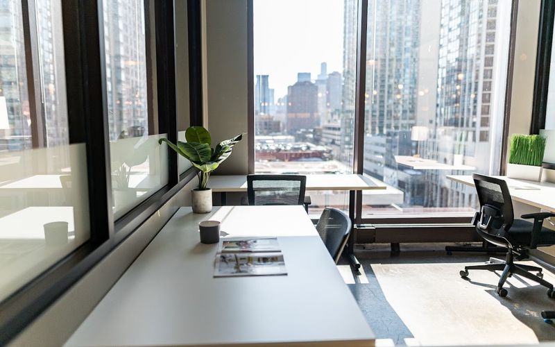 1165 N Clark St, Chicago Image 6