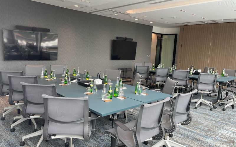 Paseo De Roxas, Makati Image 3