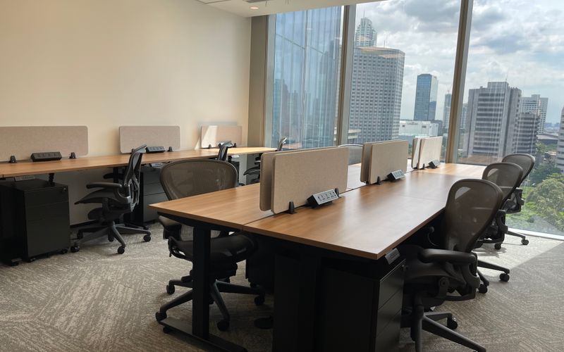 Paseo De Roxas, Makati Image 5