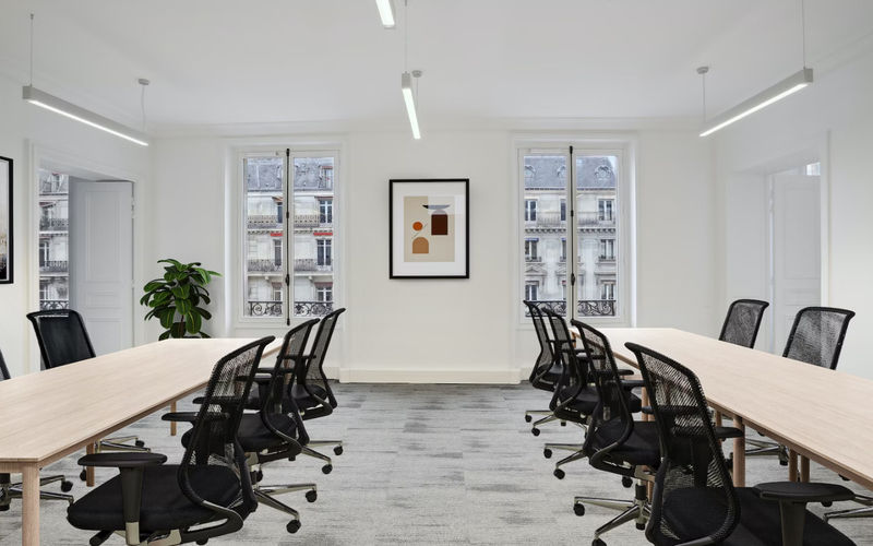 35 Av De L'opéra, Paris Image 1