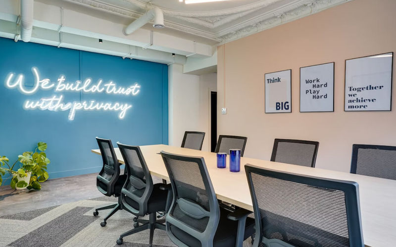 32 Avenue De L'opera, Paris Image 1