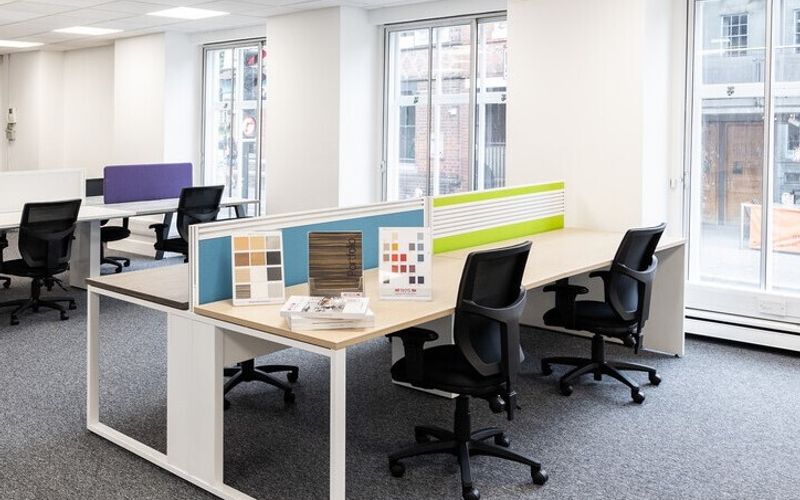 2/10 Bridge Street, Reading Image 1