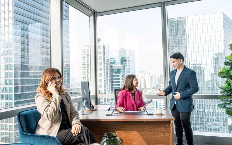 One Bonifacio High Street, Taguig Image 3