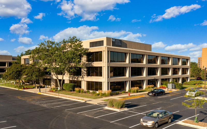 4200 Commerce Ct, Lisle Image 6