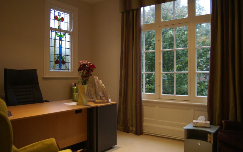 4 Spencer Parade, Northampton Image 4