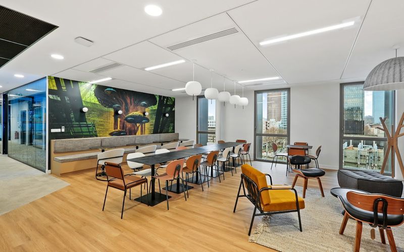 222 CR Lafayette, Lyon Image 5