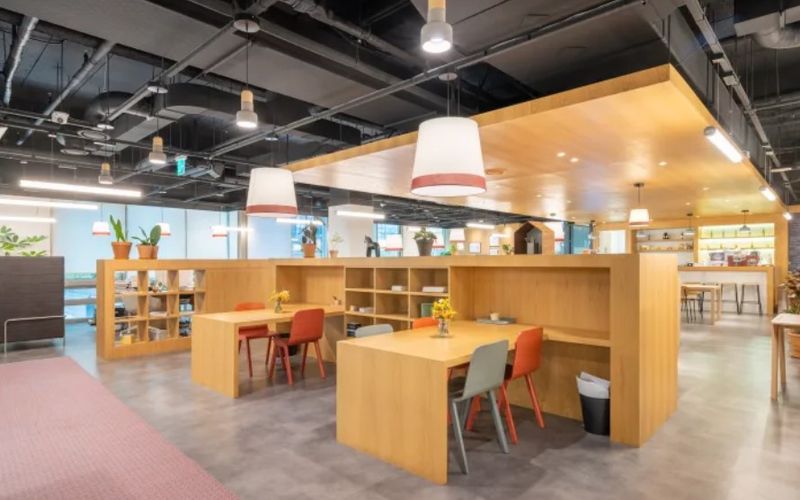 214 S 3rd St, Sterling Image 5