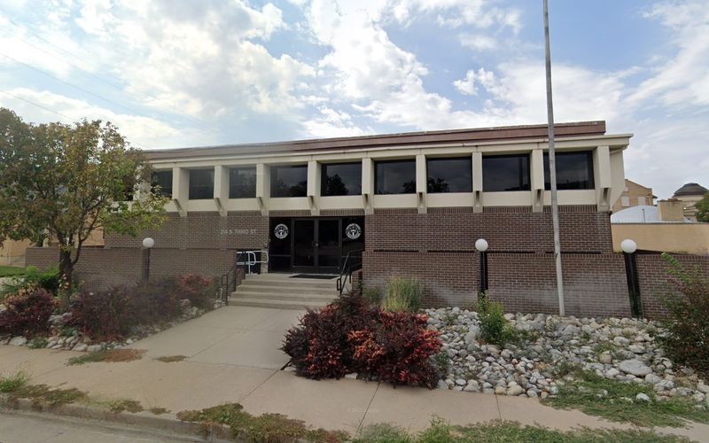 214 S 3rd St, Sterling Image 6