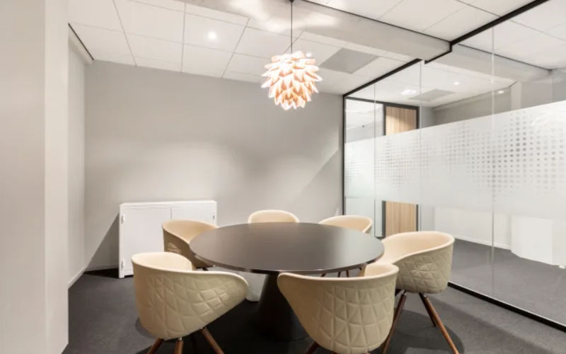 943 W Overland Rd, Meridian Image 1