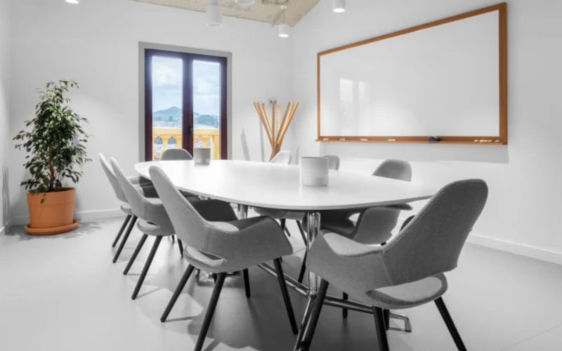 4470 W 78th Street Circle, Bloomington Image 3