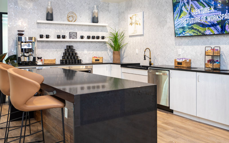 701 Green Valley Rd, Greensboro Image 9